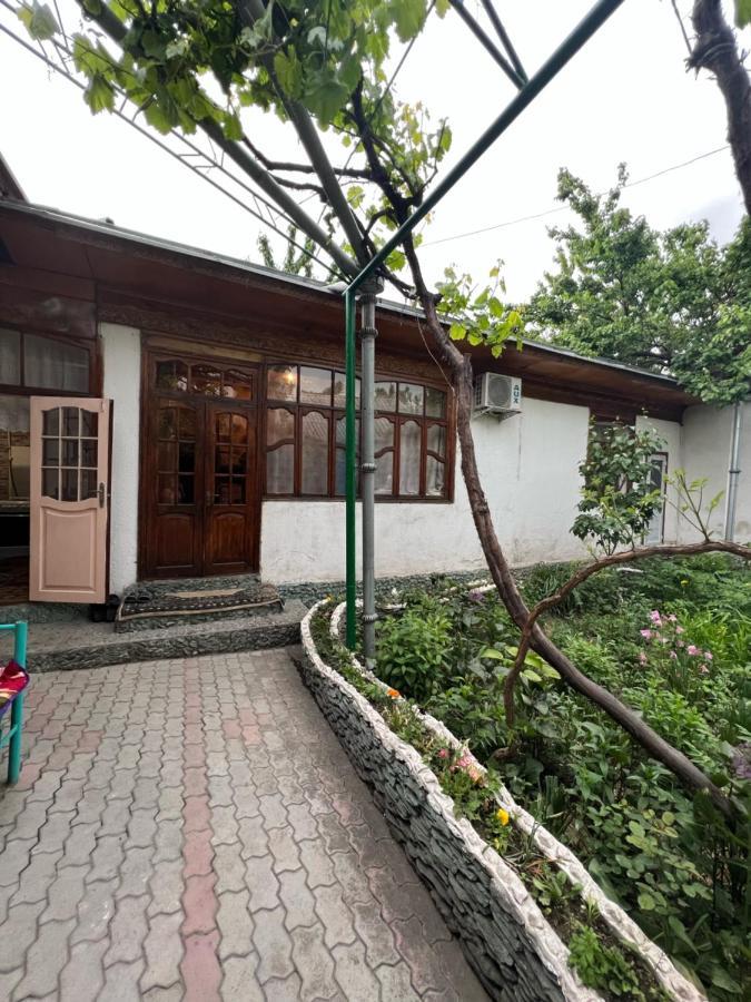 Lovely Home For You Osh Ngoại thất bức ảnh